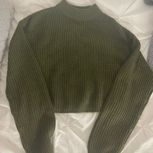 H&M olive green knitted sweater size XS